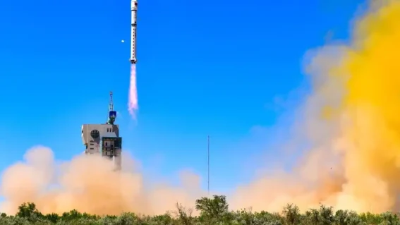 China lanza su supercomputadora espacial con IA